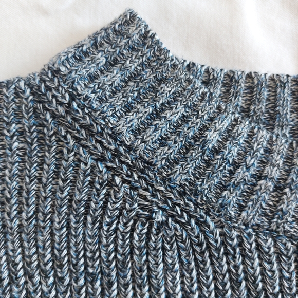 Heavy Knit Oversized Wool Blend Fuzzy Smiley Face Crew Sweater Unisex Size S - Picture 3 of 15